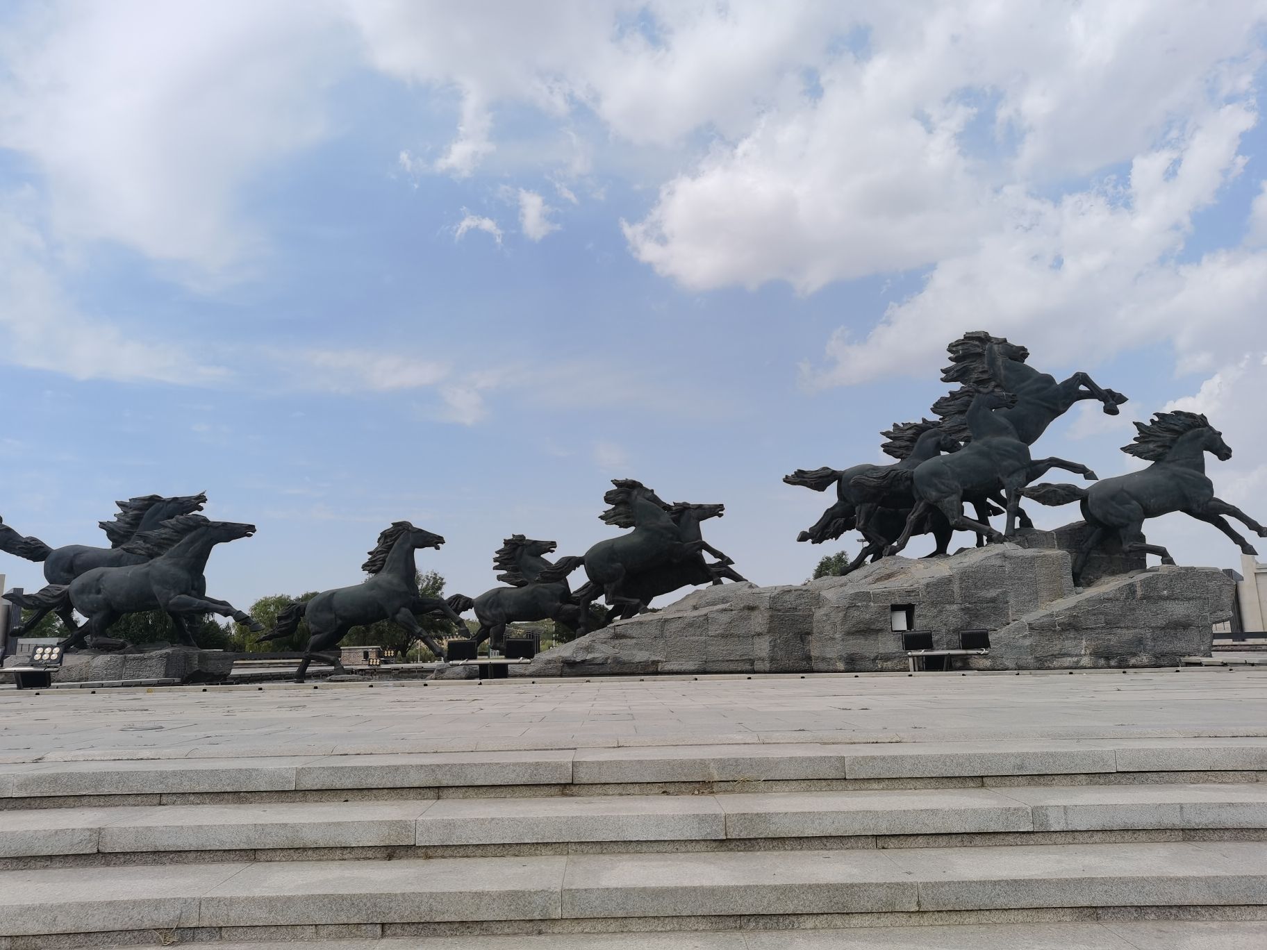 鹰骏公园旅行图片 1