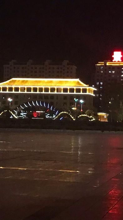 葵花广场旅行图片 3