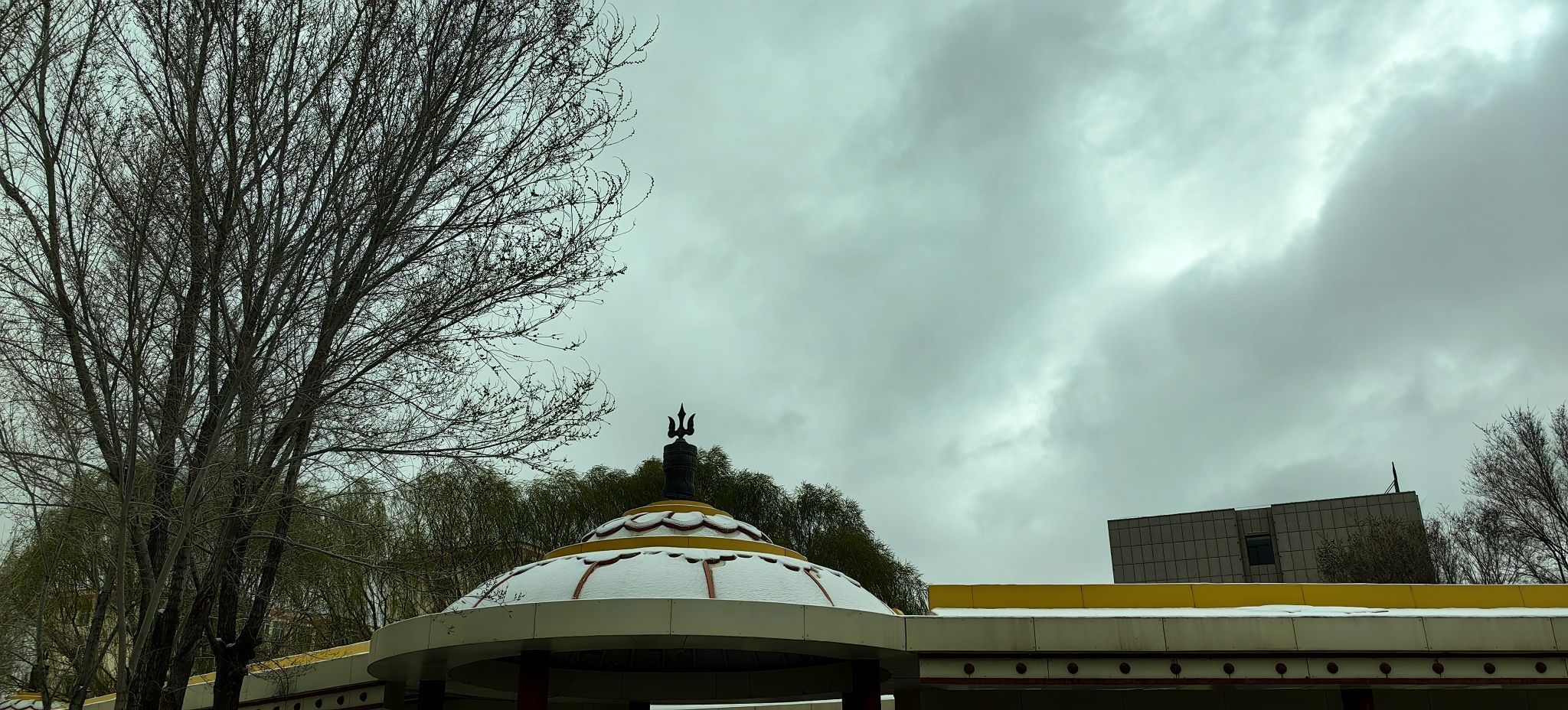 巴丹吉林广场旅行图片 2