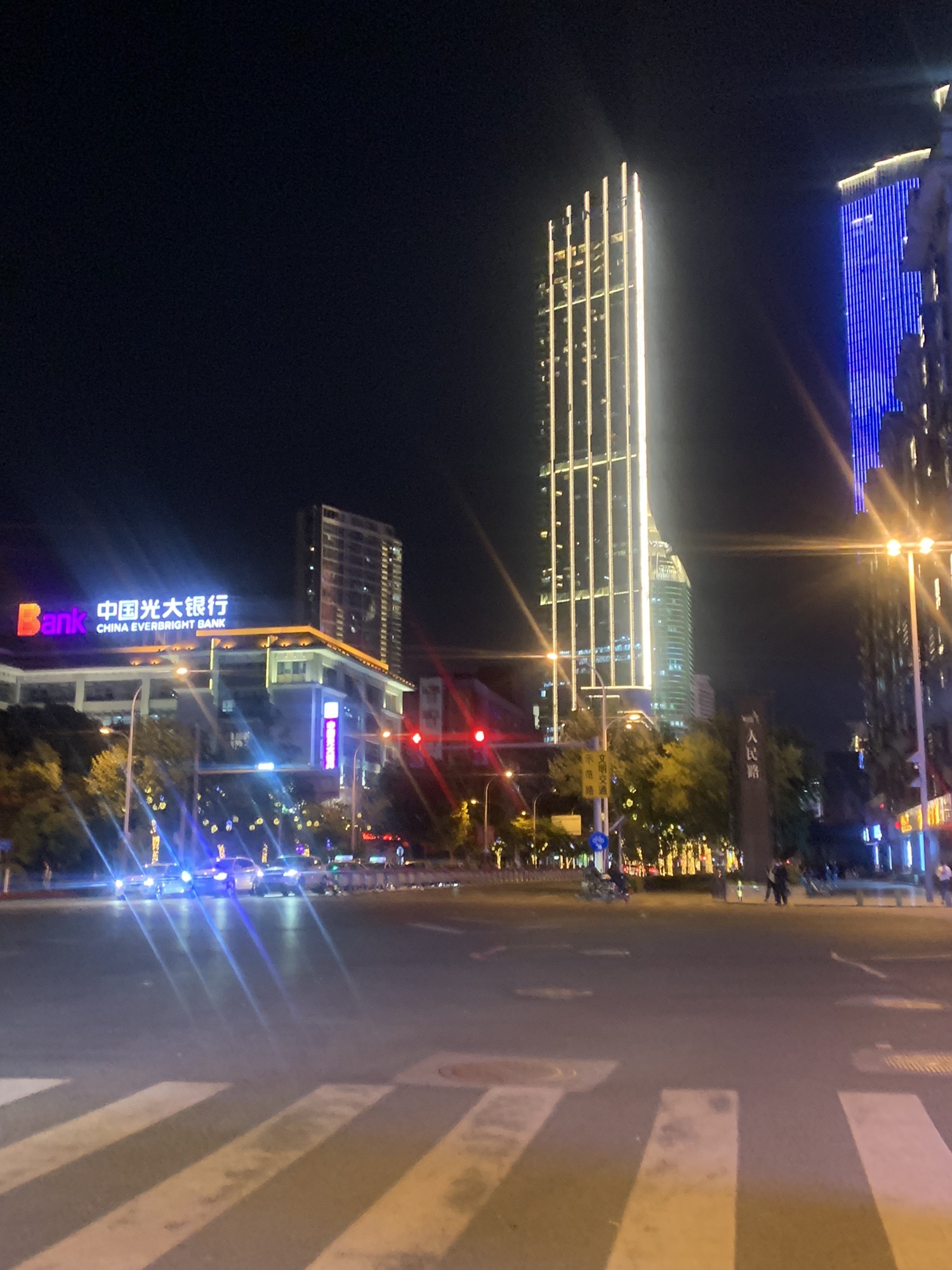 东林广场旅行图片 1