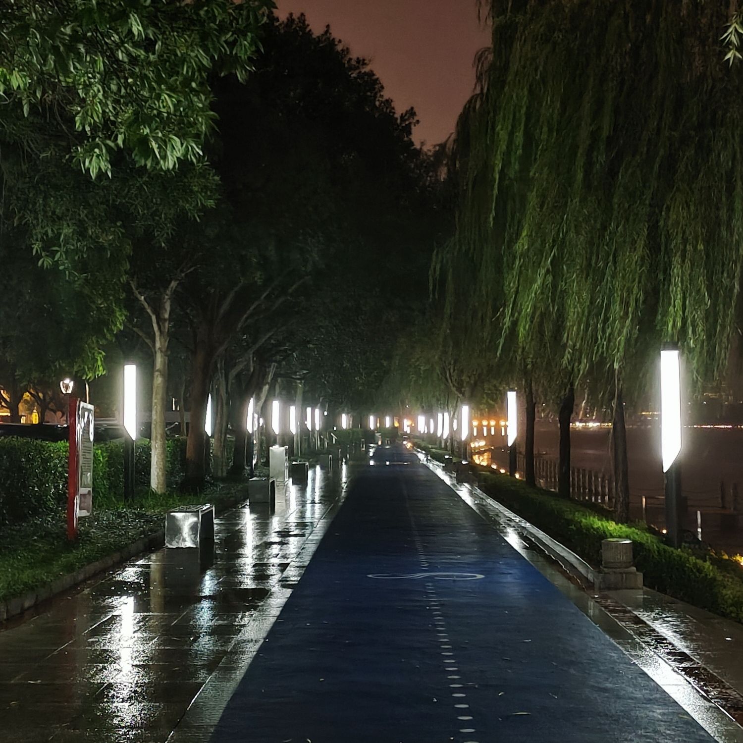 解放广场旅行图片 1