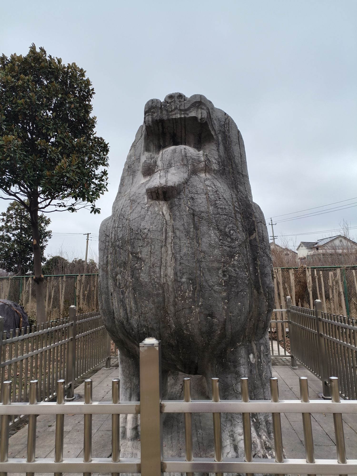 南朝梁南康简王萧绩墓石刻旅行图片 3