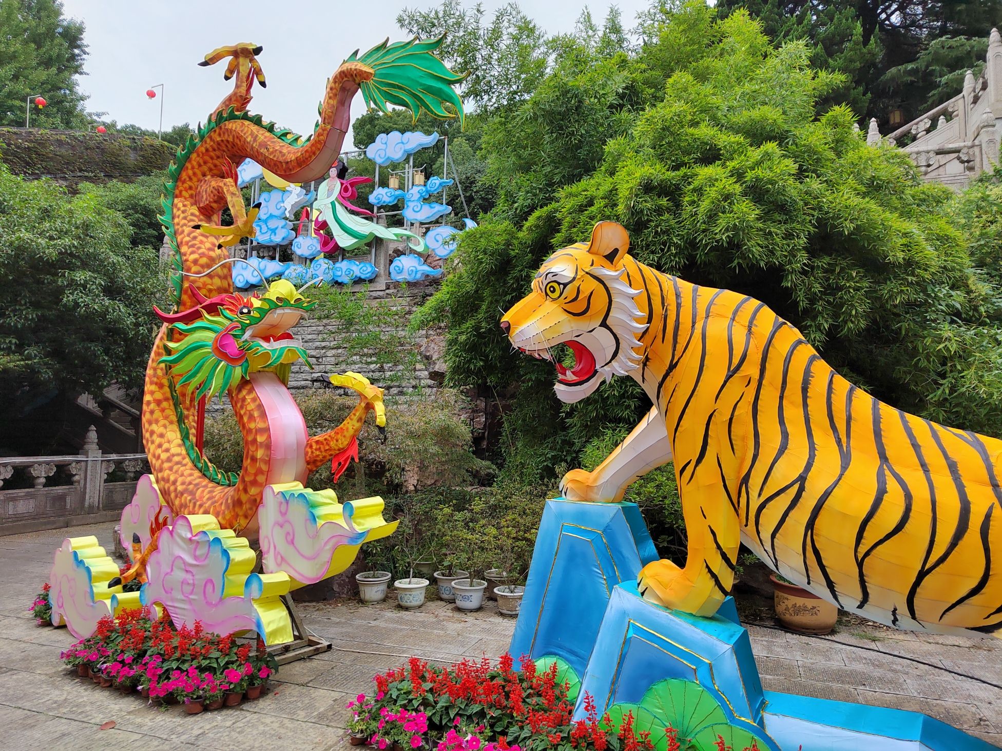西城楼阁旅行图片 1