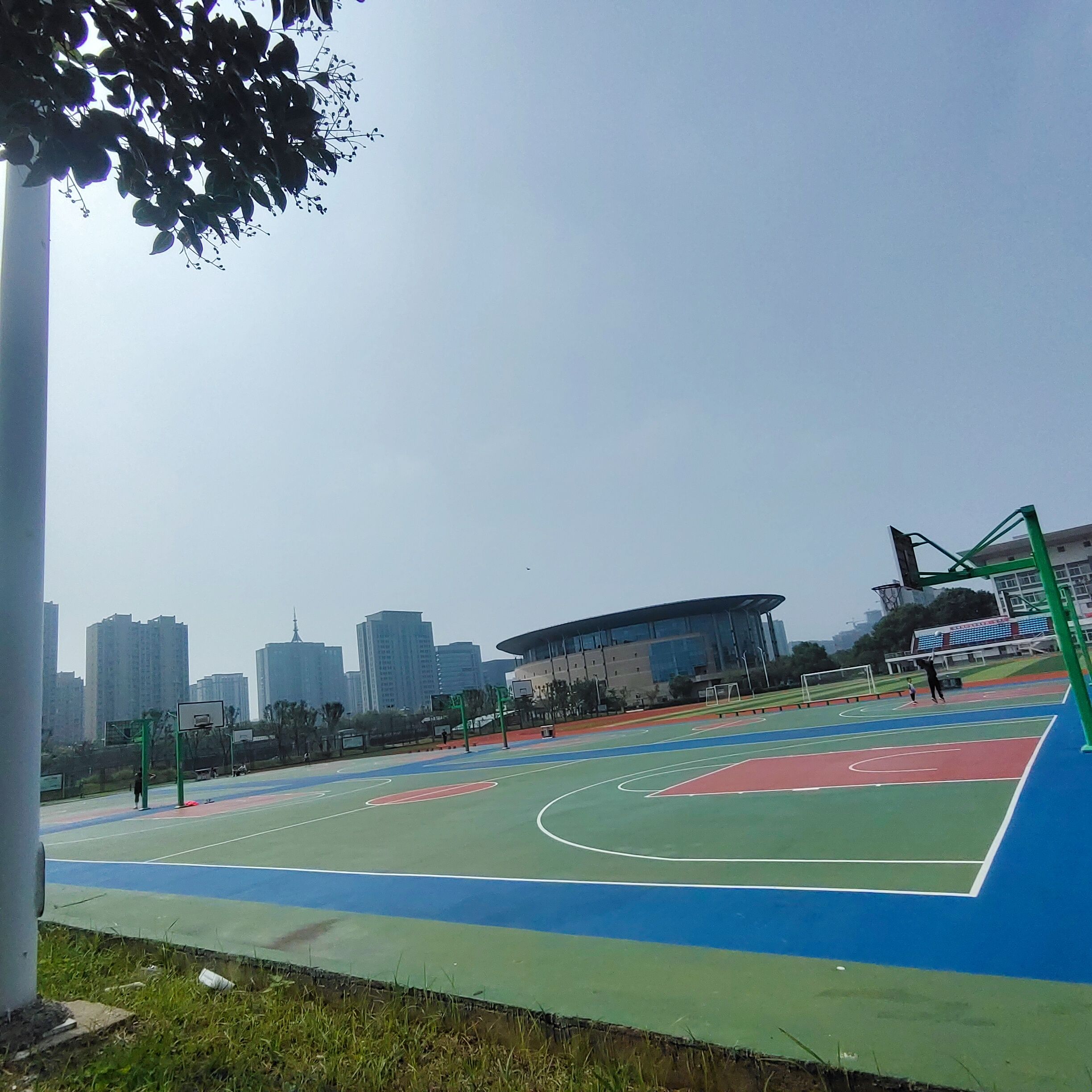 东台市体育中心