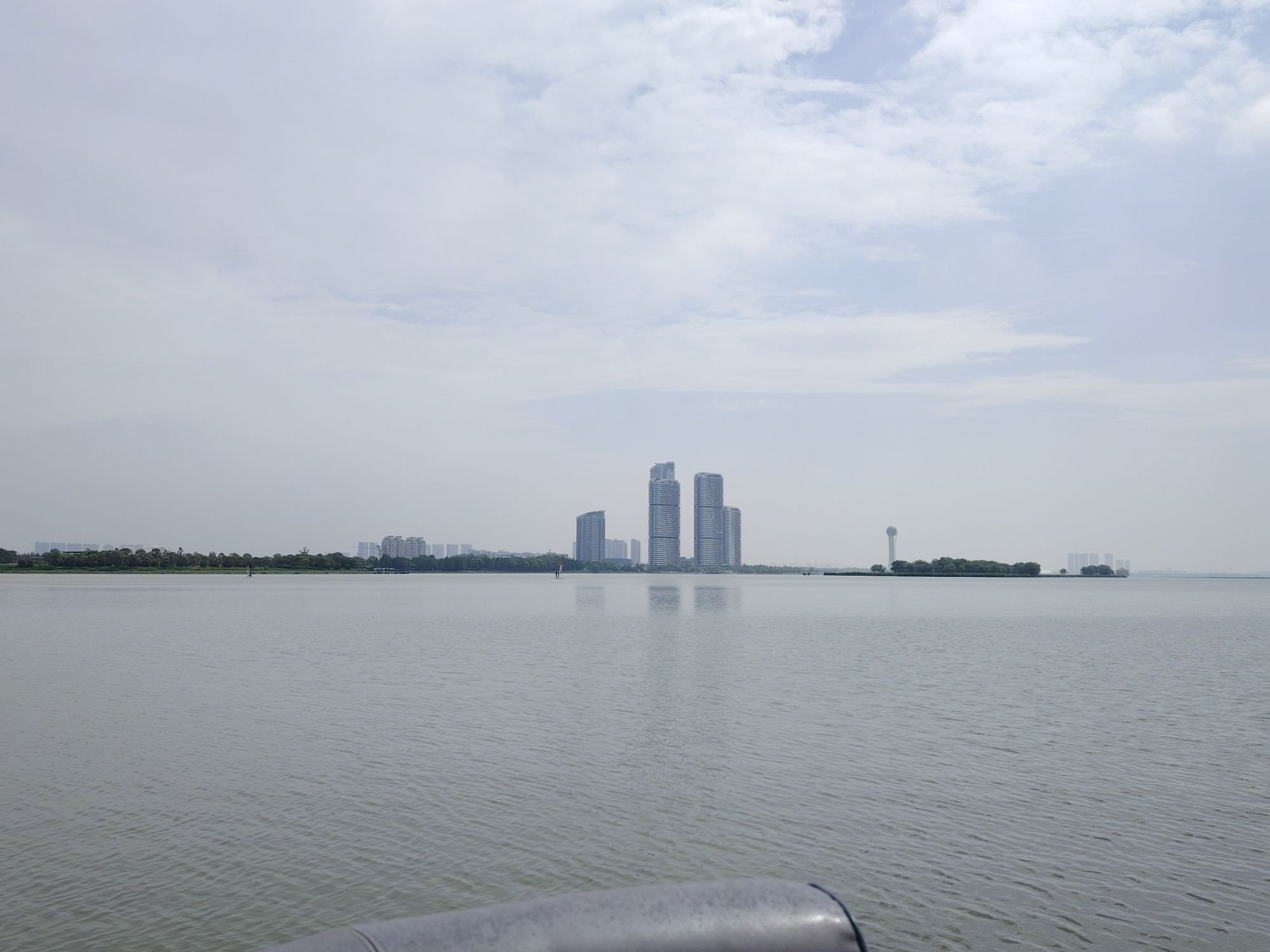 揽月湾广场旅行图片 2