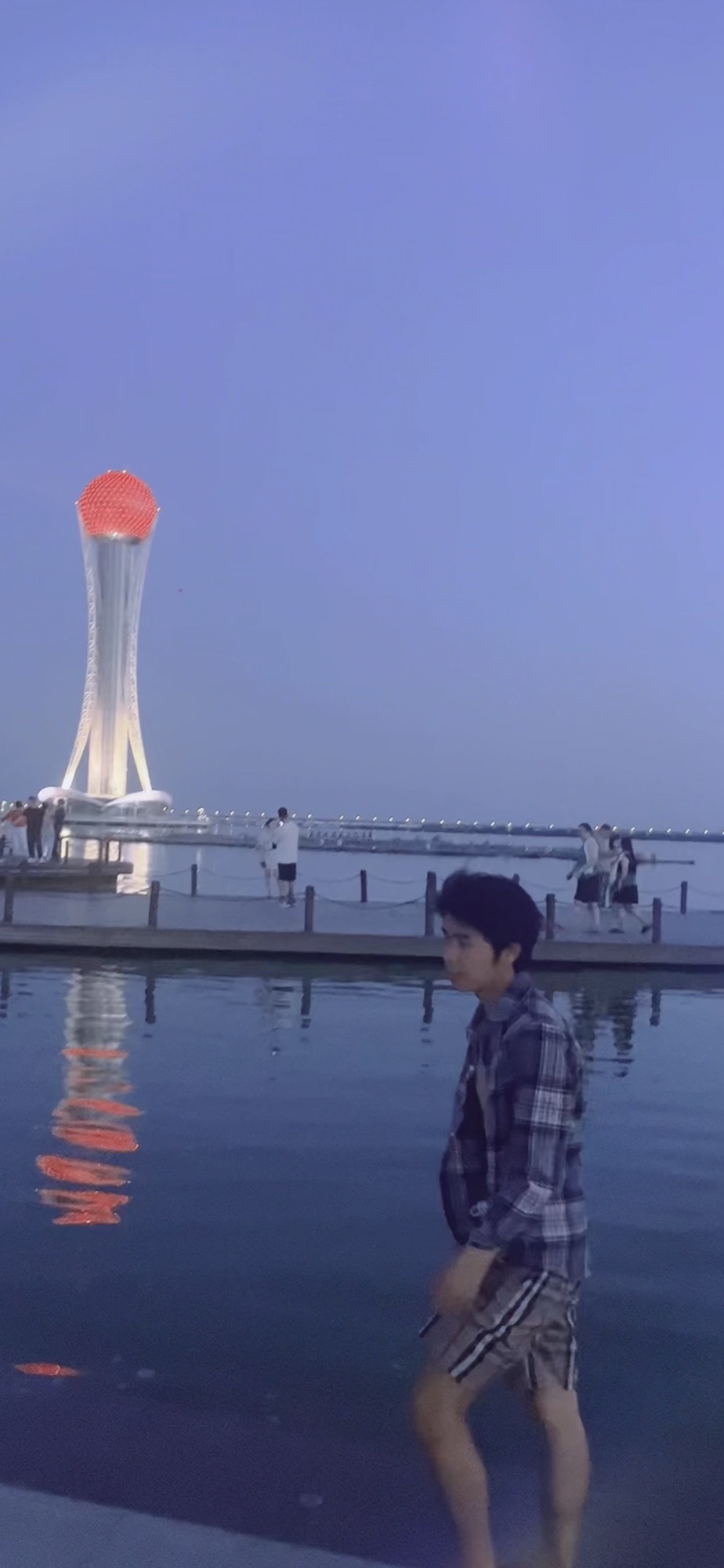 揽月湾广场旅行图片 1