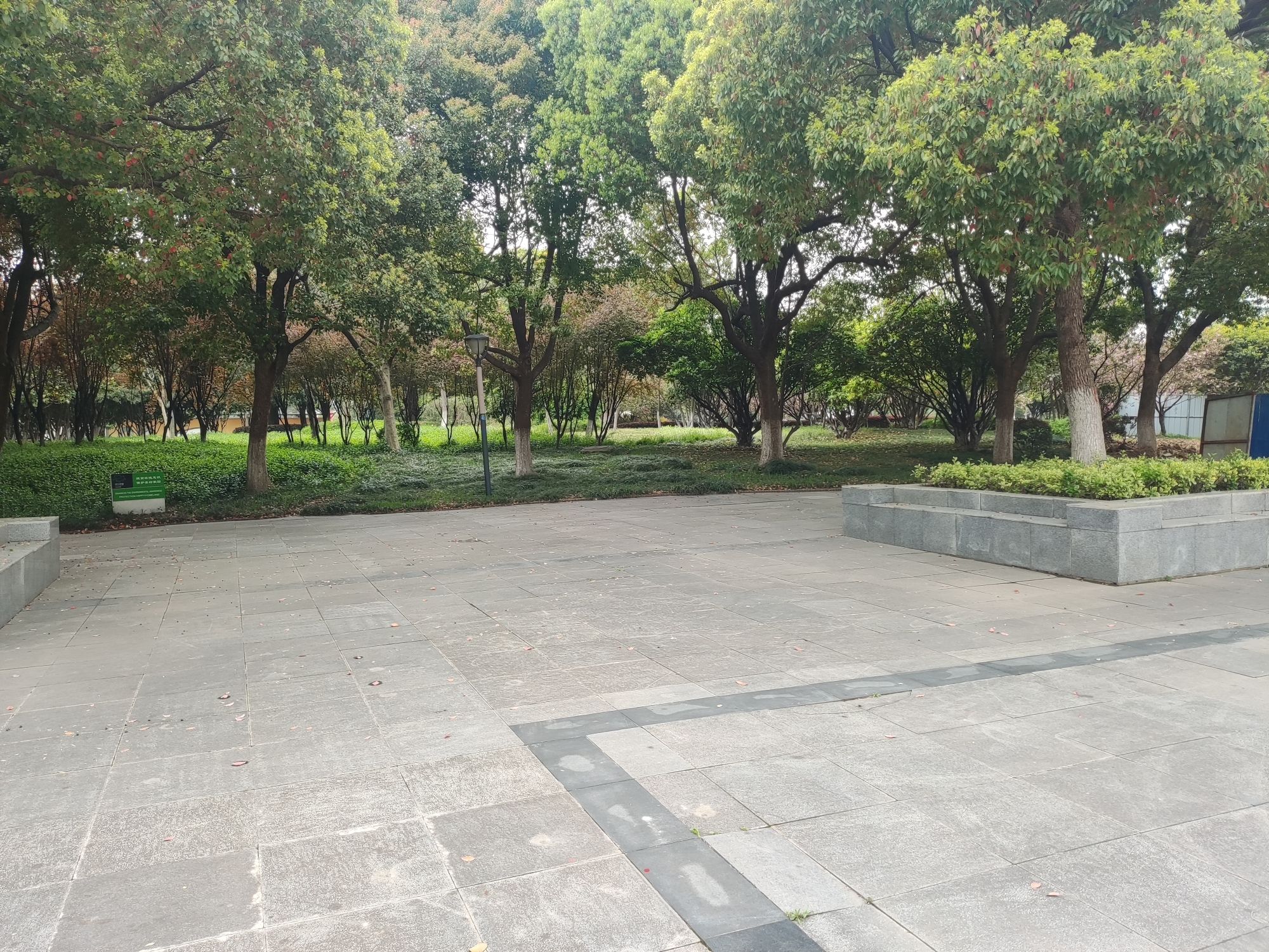 汽车城游园旅行图片 2