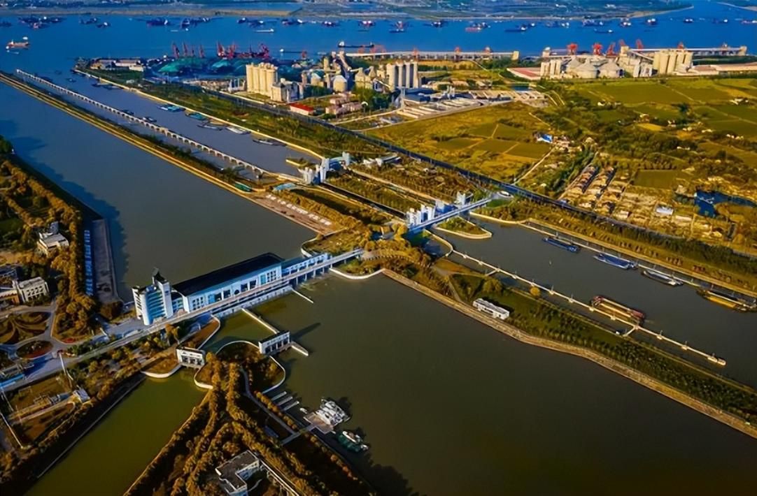 高港区 - 泰州市高港区 - 地名地址信息;普通地名;区县级地名 | 地址营业时间 | 高德地图
