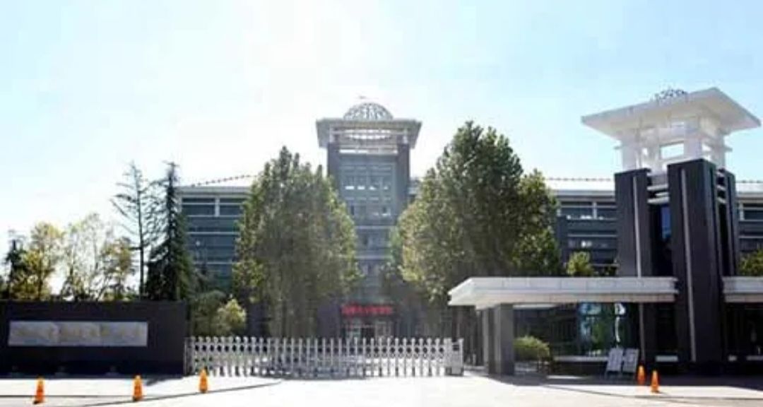 山东省淄博第六中学(总校区)