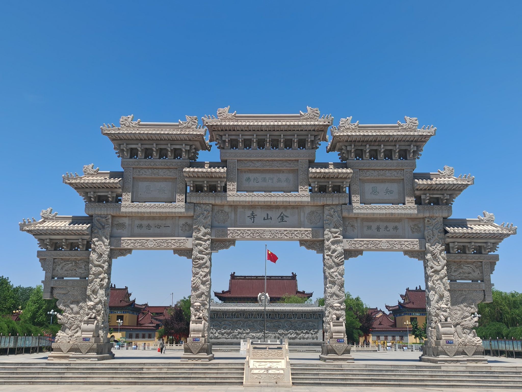 海岛金山寺景区