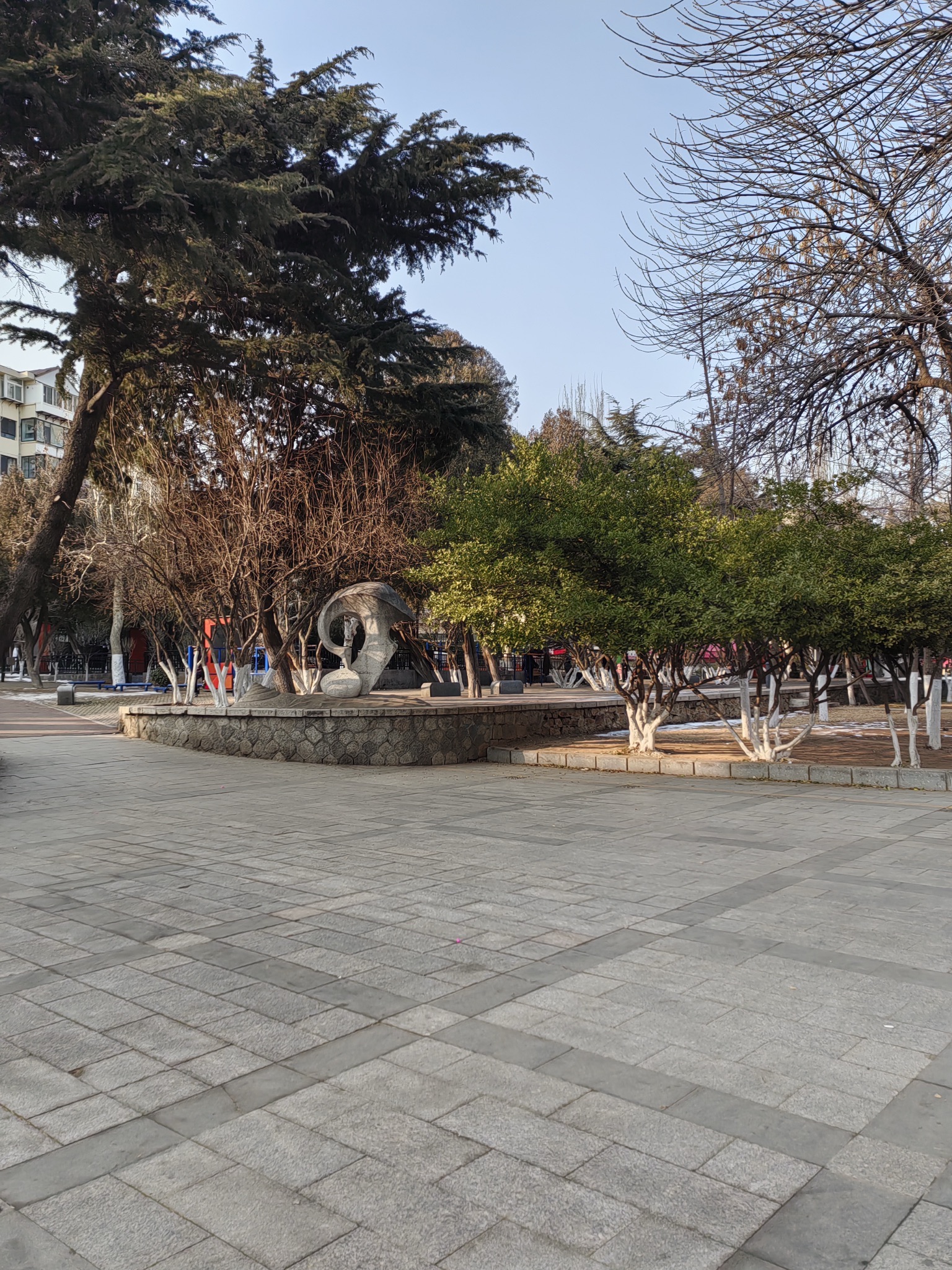 东花园旅行图片 3