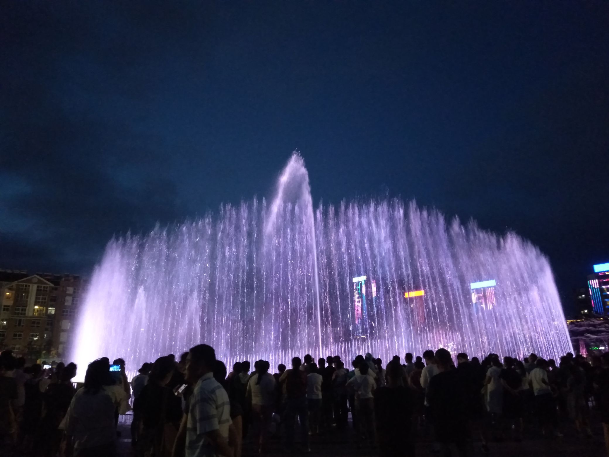 文化广场(民生路)旅行图片 3