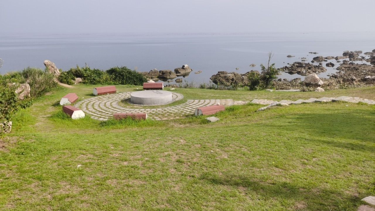 养马岛-日月台