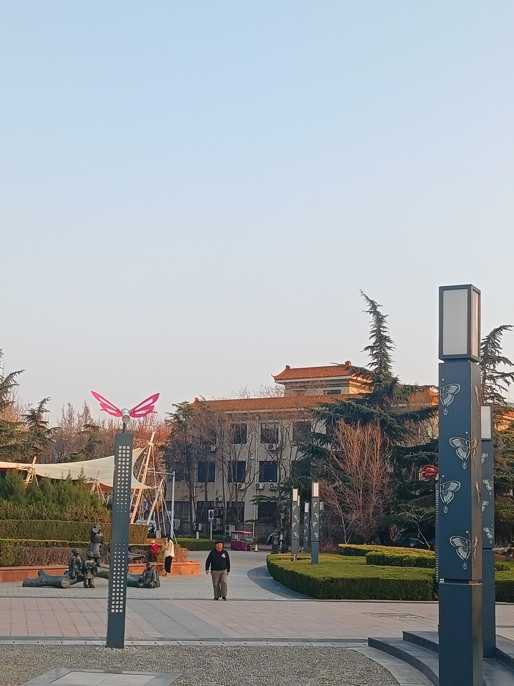 世界风筝都纪念广场旅行图片 1