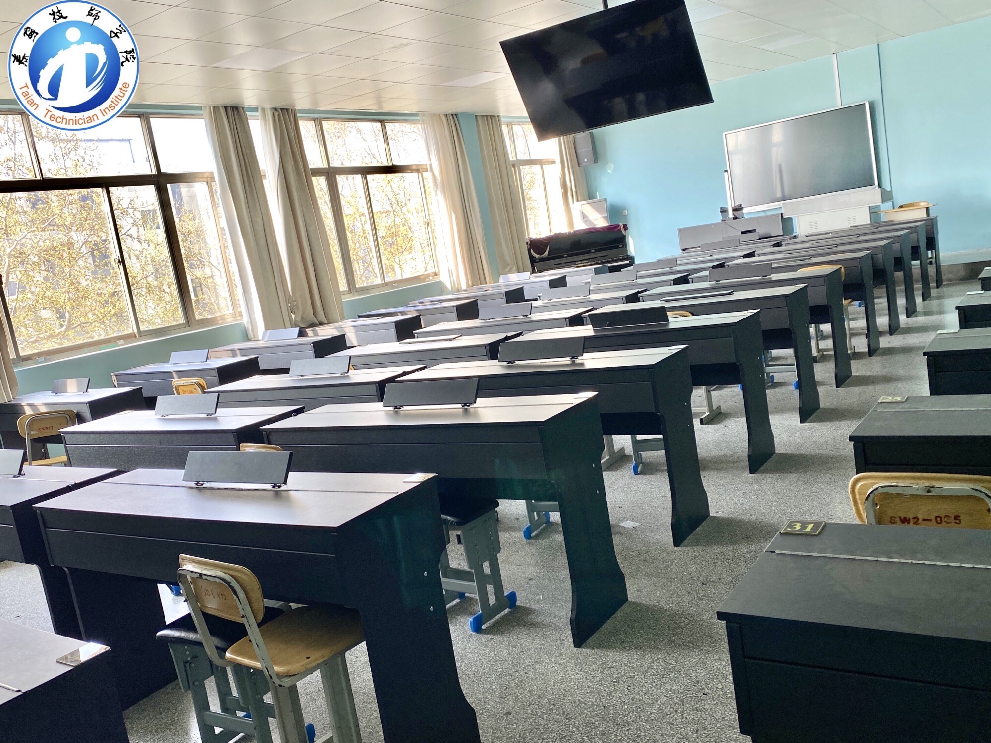 泰安技师学院南校区