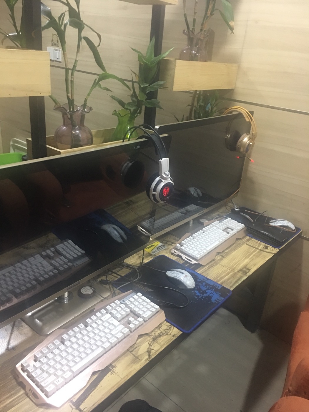 飞翔电竞互娱网咖(临西二路店)