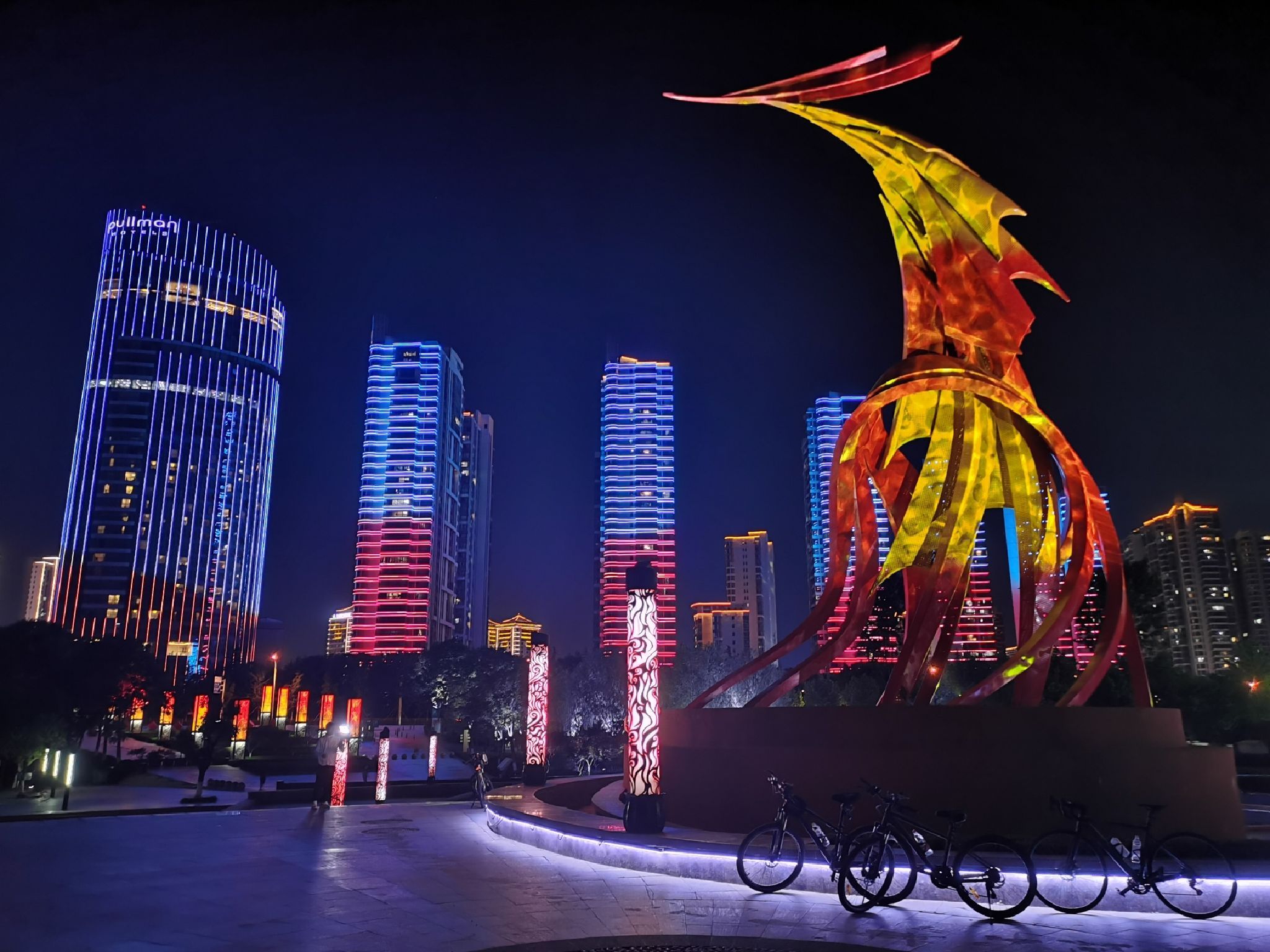 凤凰广场景点图片