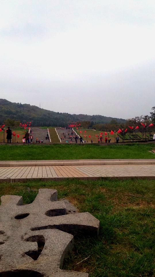 黄山广场旅行图片 1