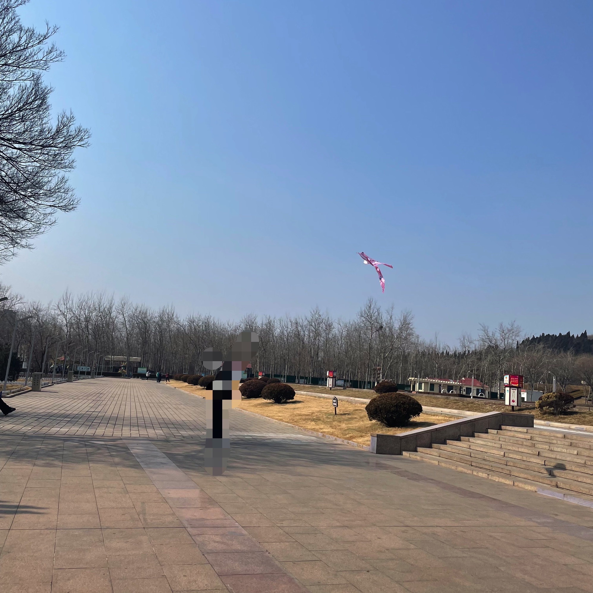 黄山广场旅行图片 1