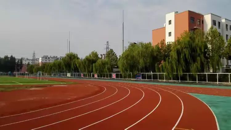 滨州经济开发区第一中学
