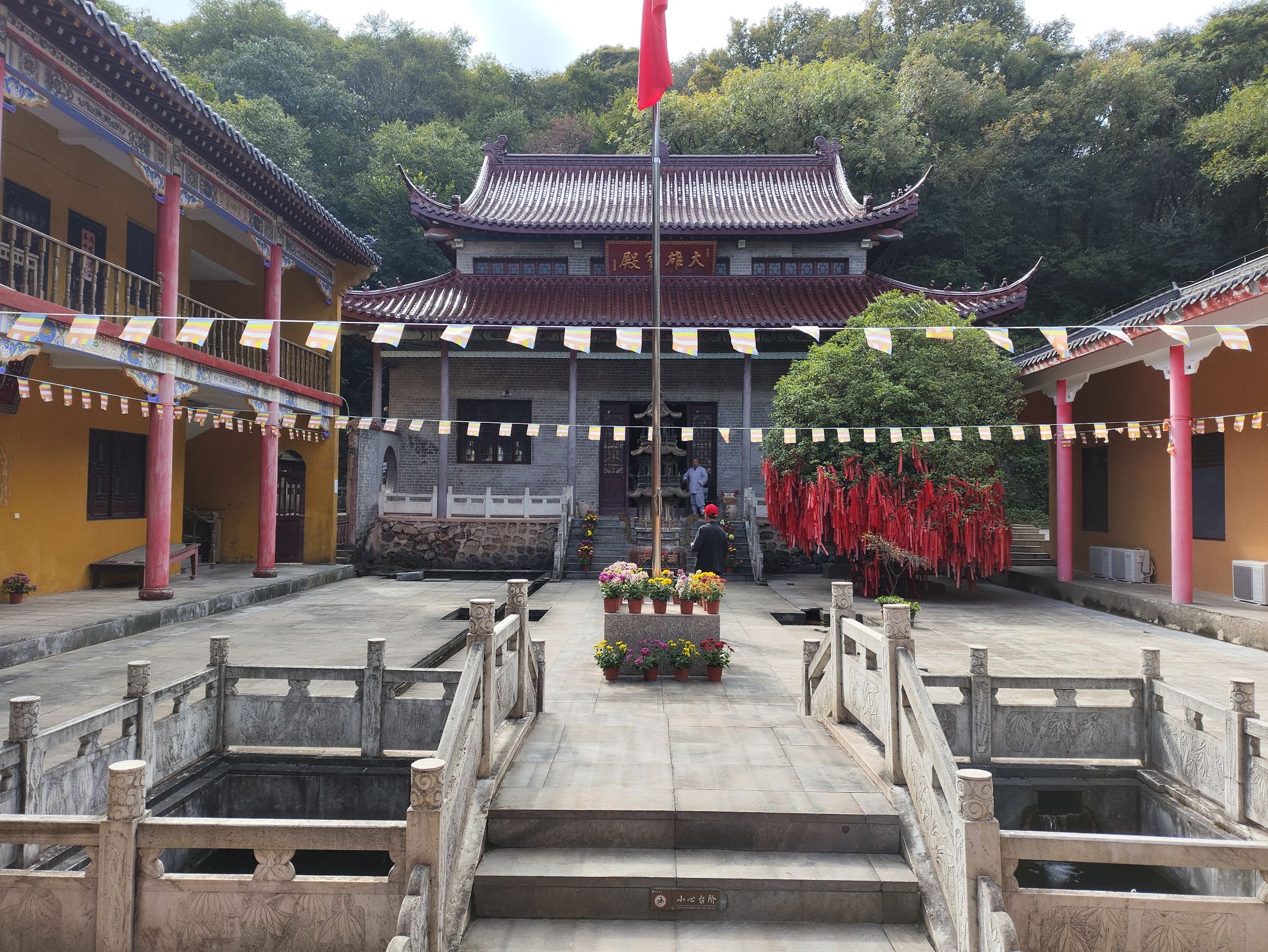 狼巷迷谷 1