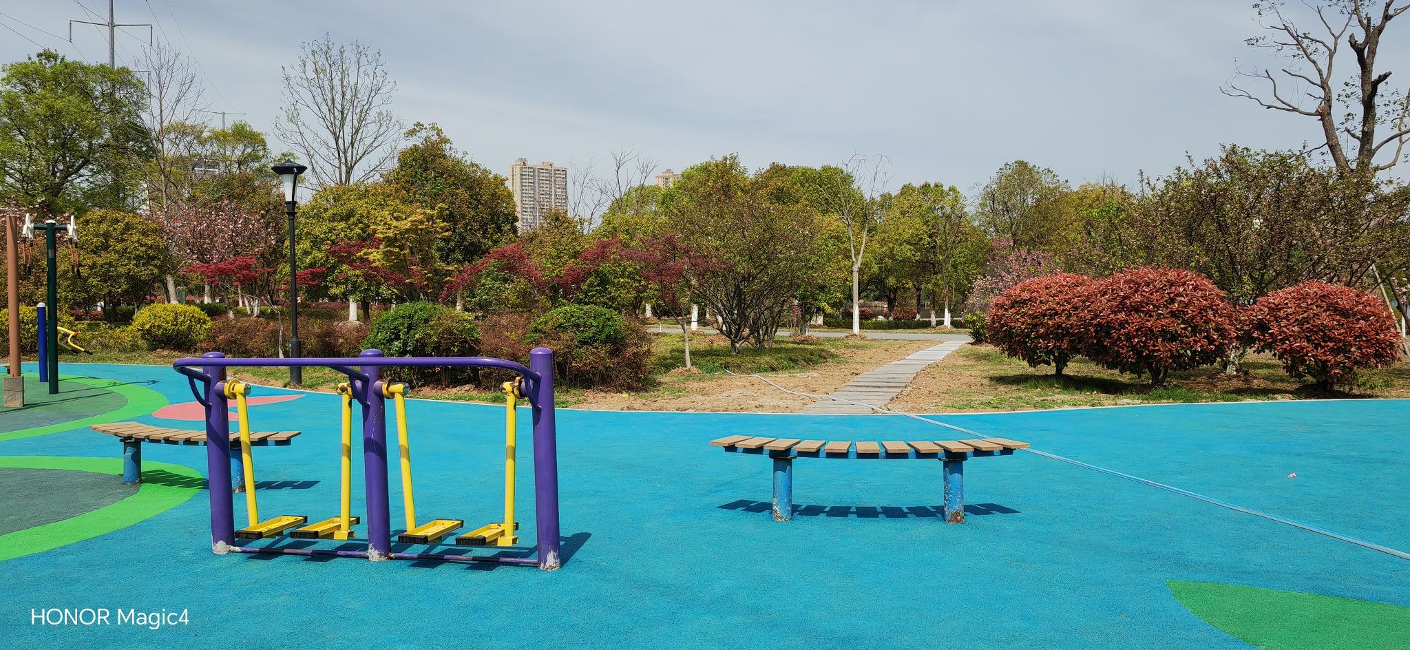 On-site photo 3 of 东湖公园