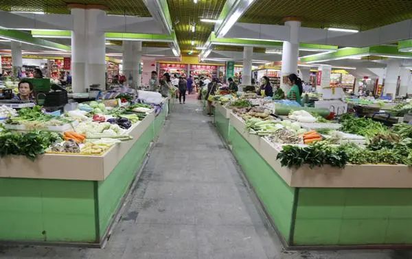 安庆市龙狮桥蔬菜批发市场(华中西路)