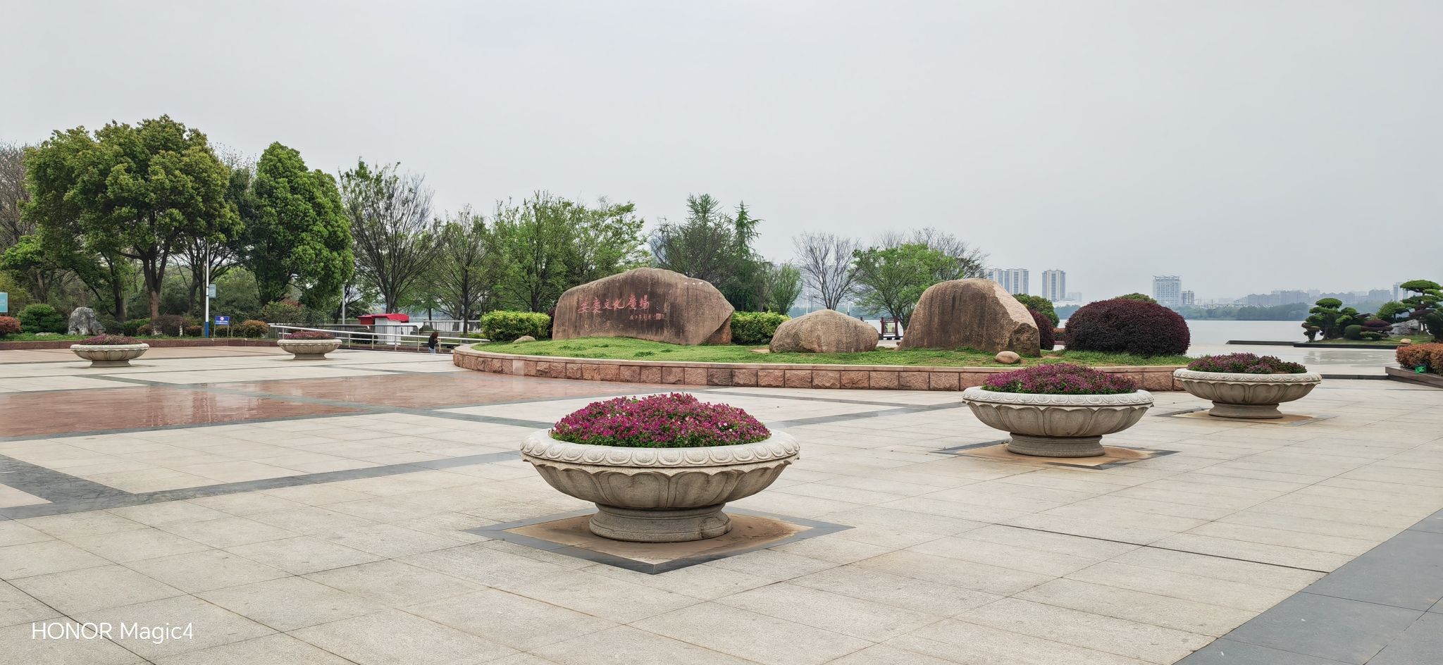 安庆市菱湖风景区-安庆文化广场