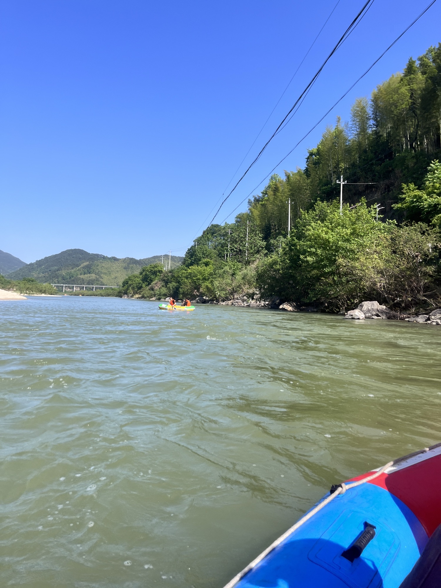 白马潭漂流旅行图片