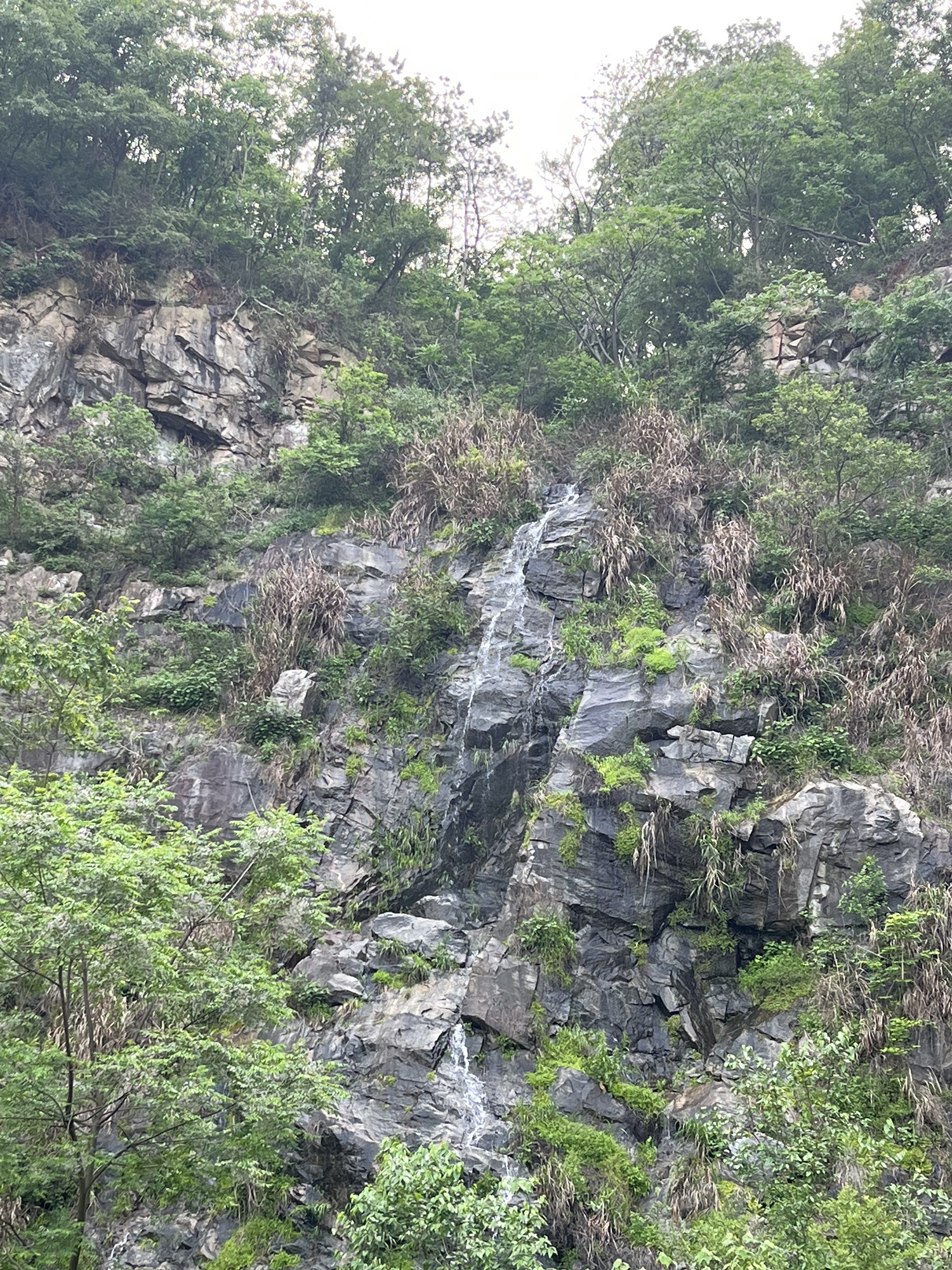 披雪瀑风景区旅行图片 3