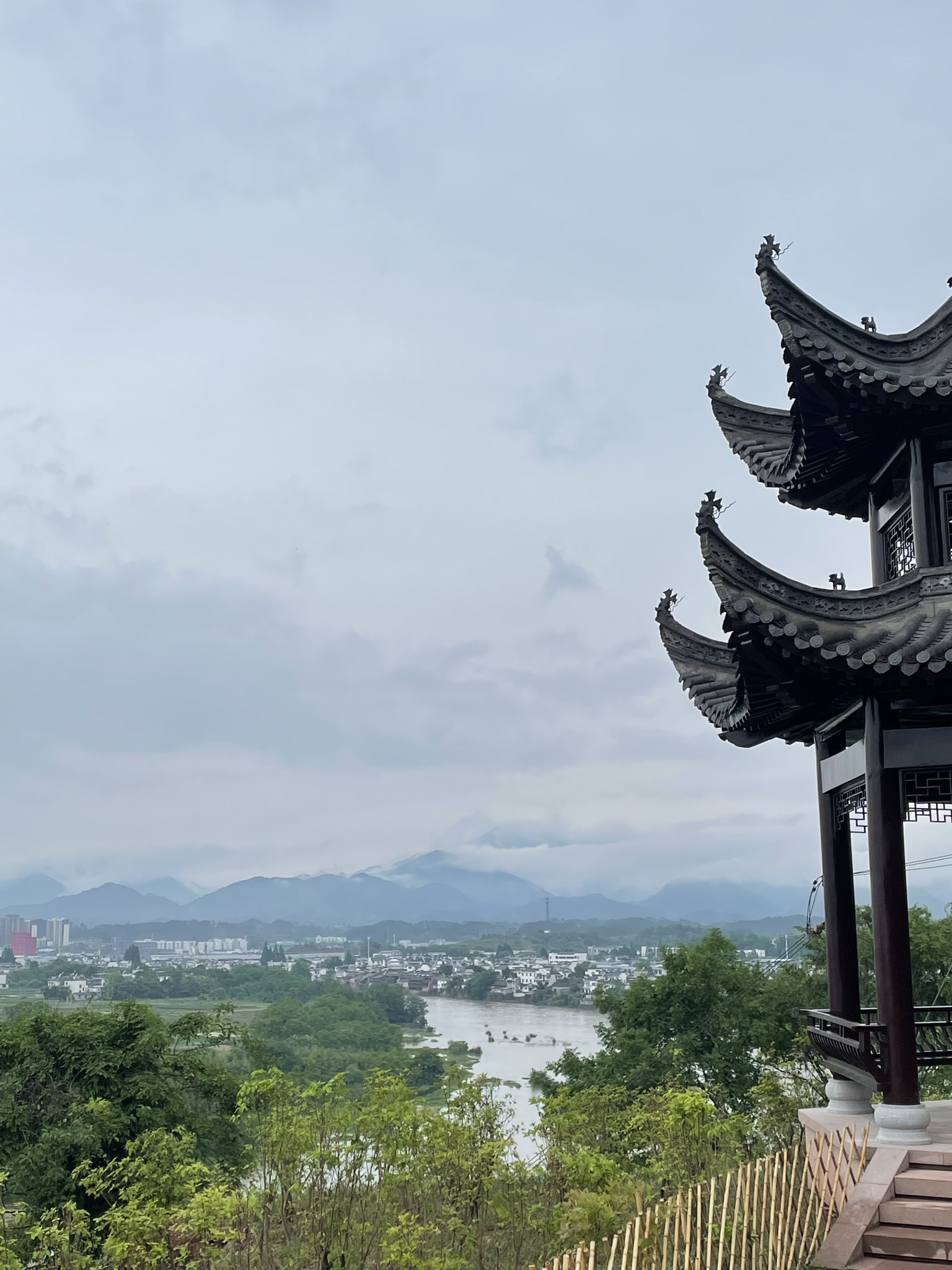 古城岩景区旅行图片 3