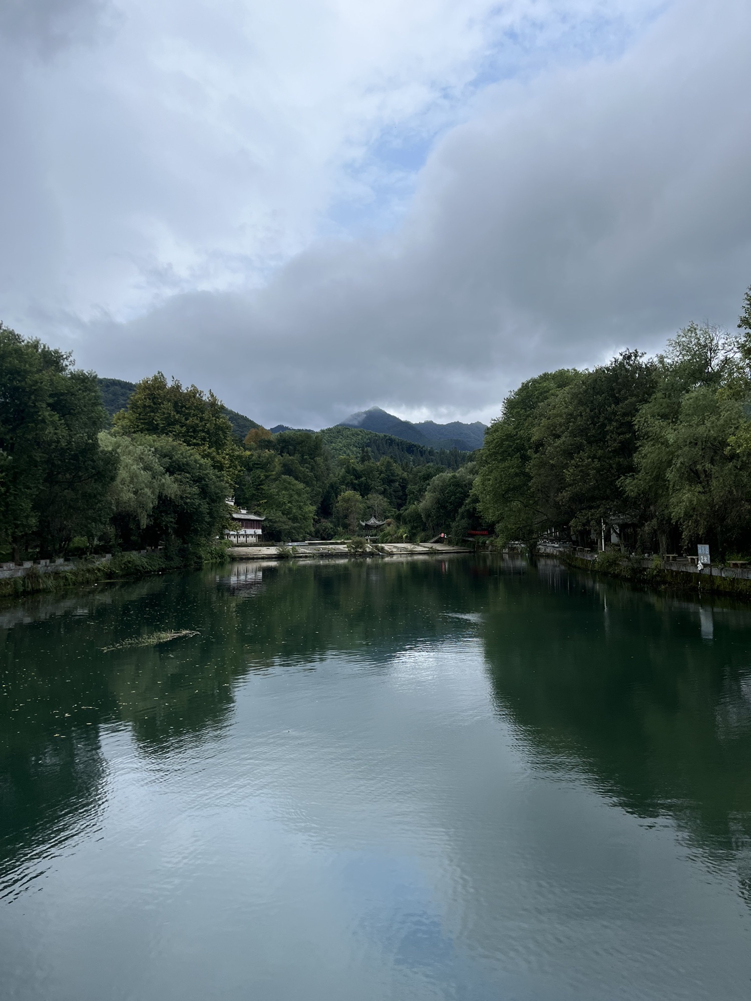 龙池湾旅行图片 1
