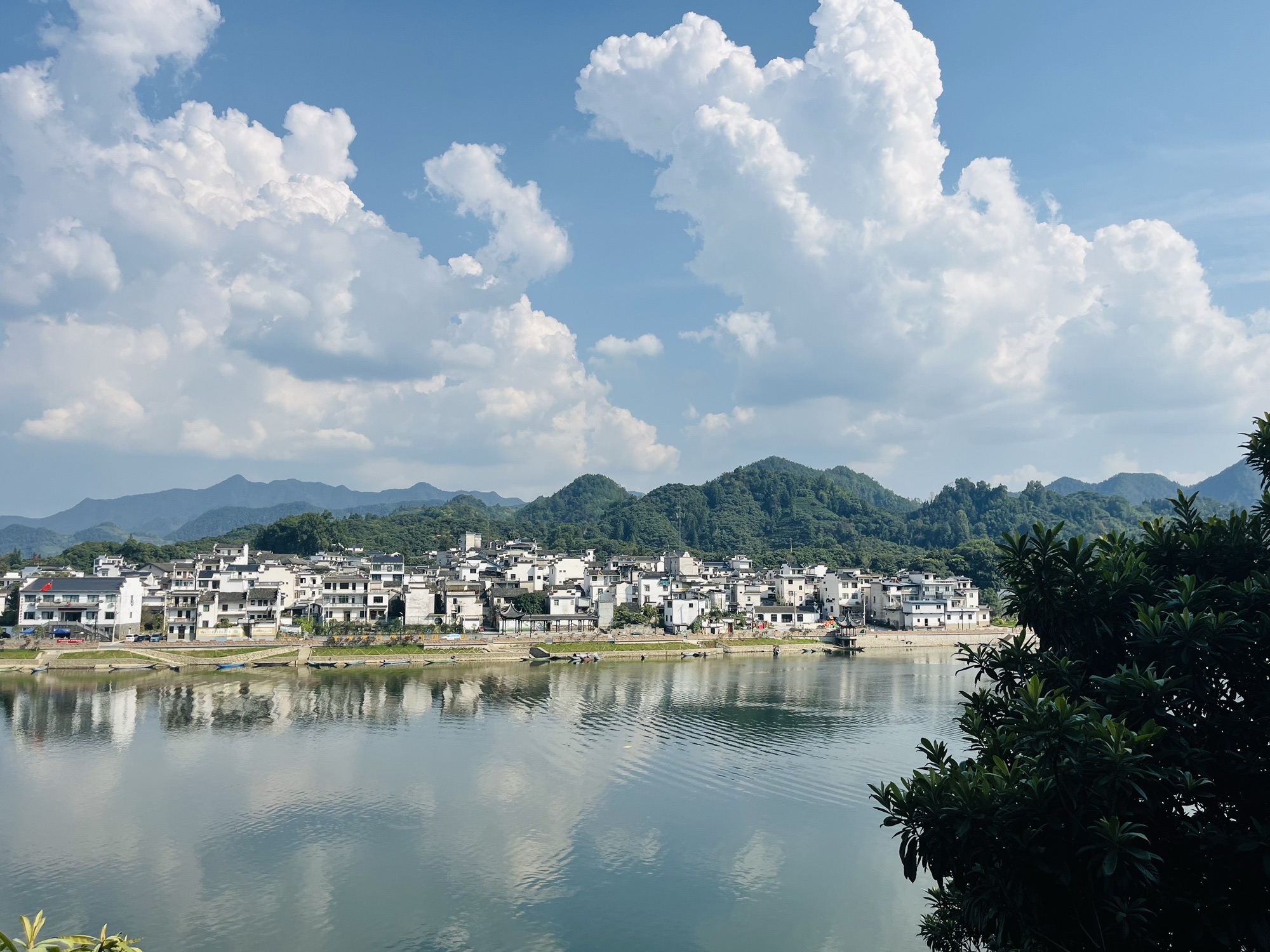 新安江山水画廊风景区旅行图片 3