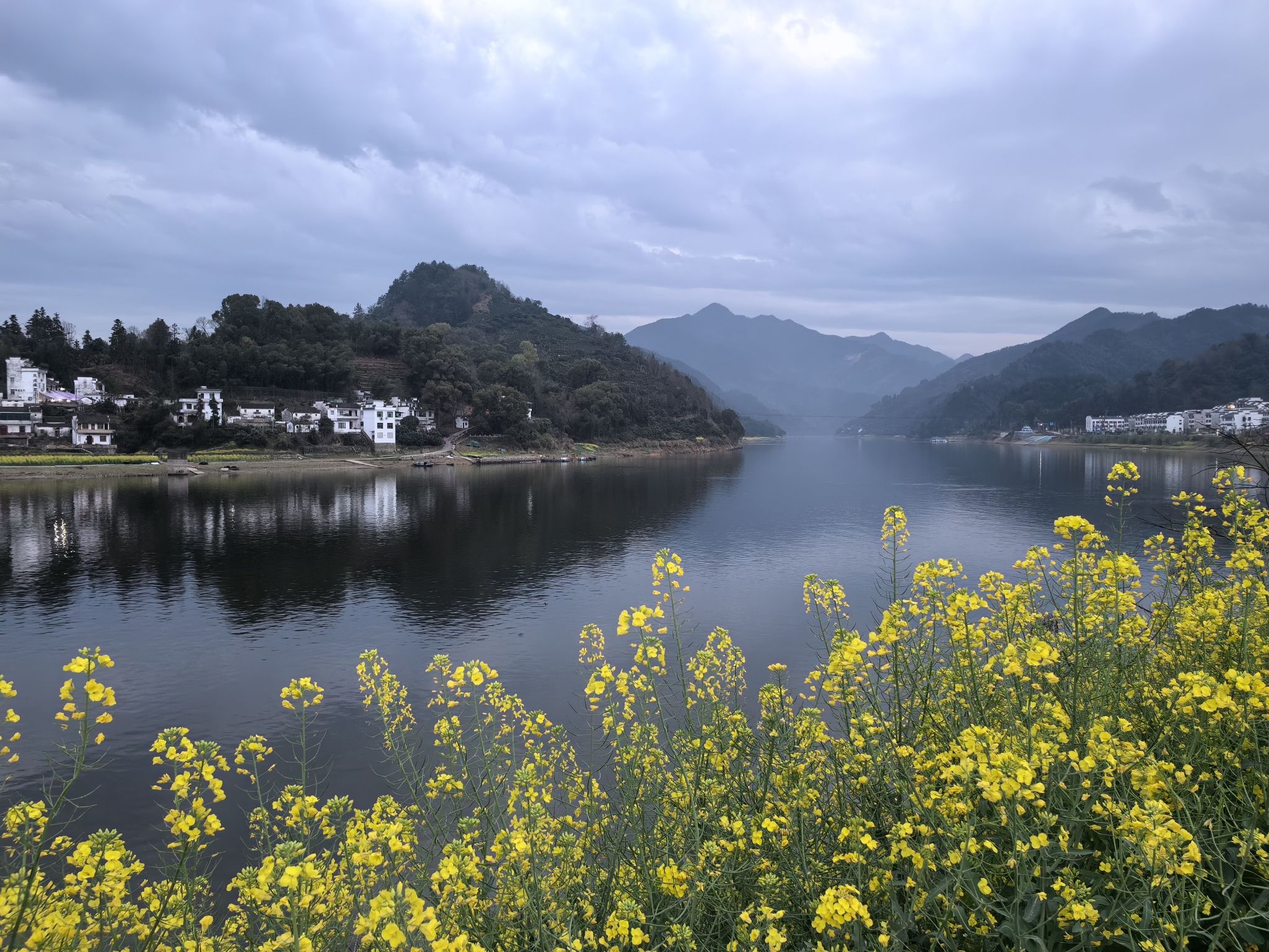 新安江山水画廊风景区旅行图片 2