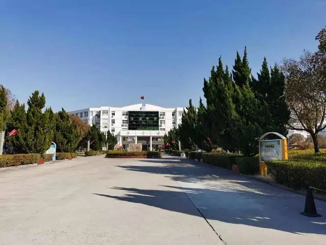 淮北市淮海中学