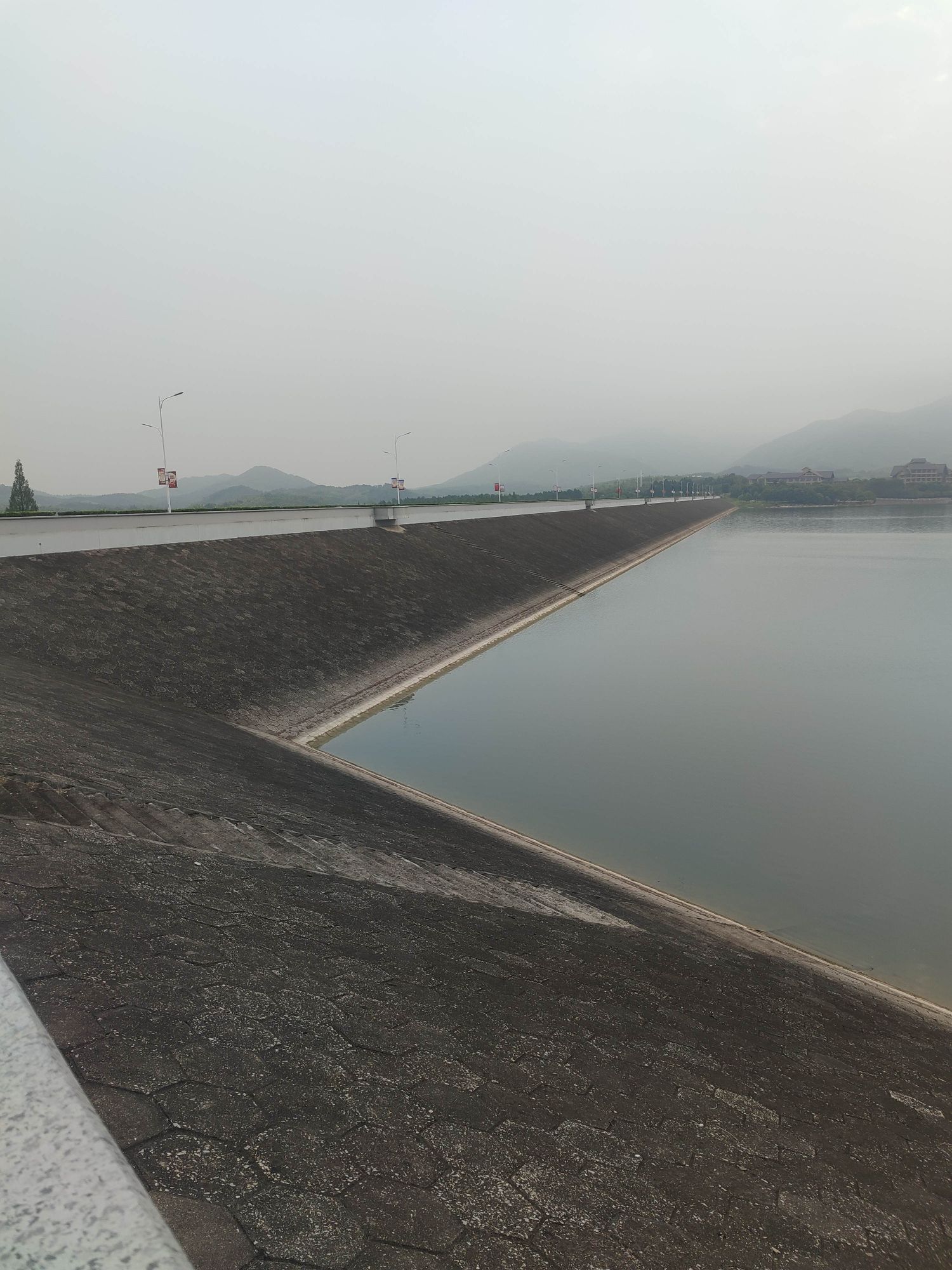 卢湖竹海水利风景区旅行图片 1