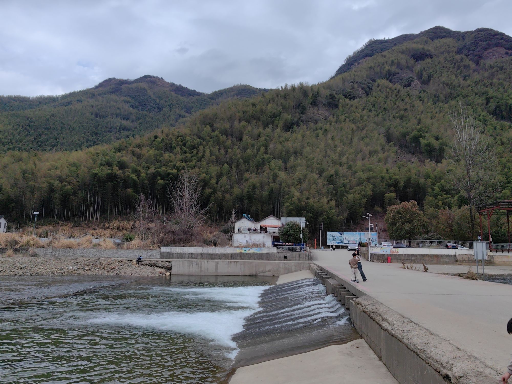 月亮湾风景区旅行图片 3