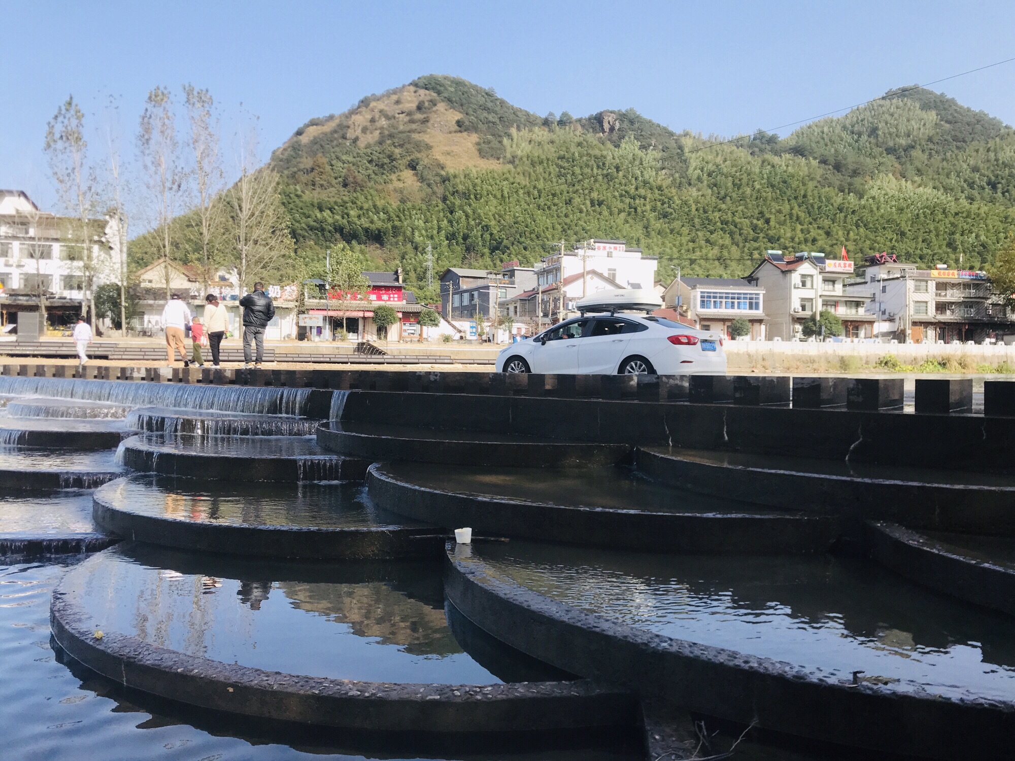 月亮湾风景区旅行图片 1