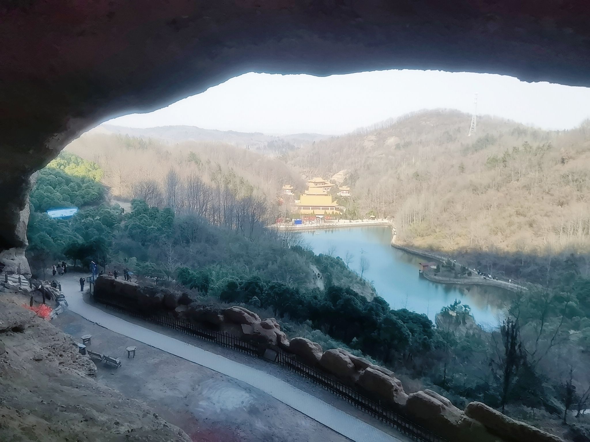 大别山石窟风景区旅行图片 2