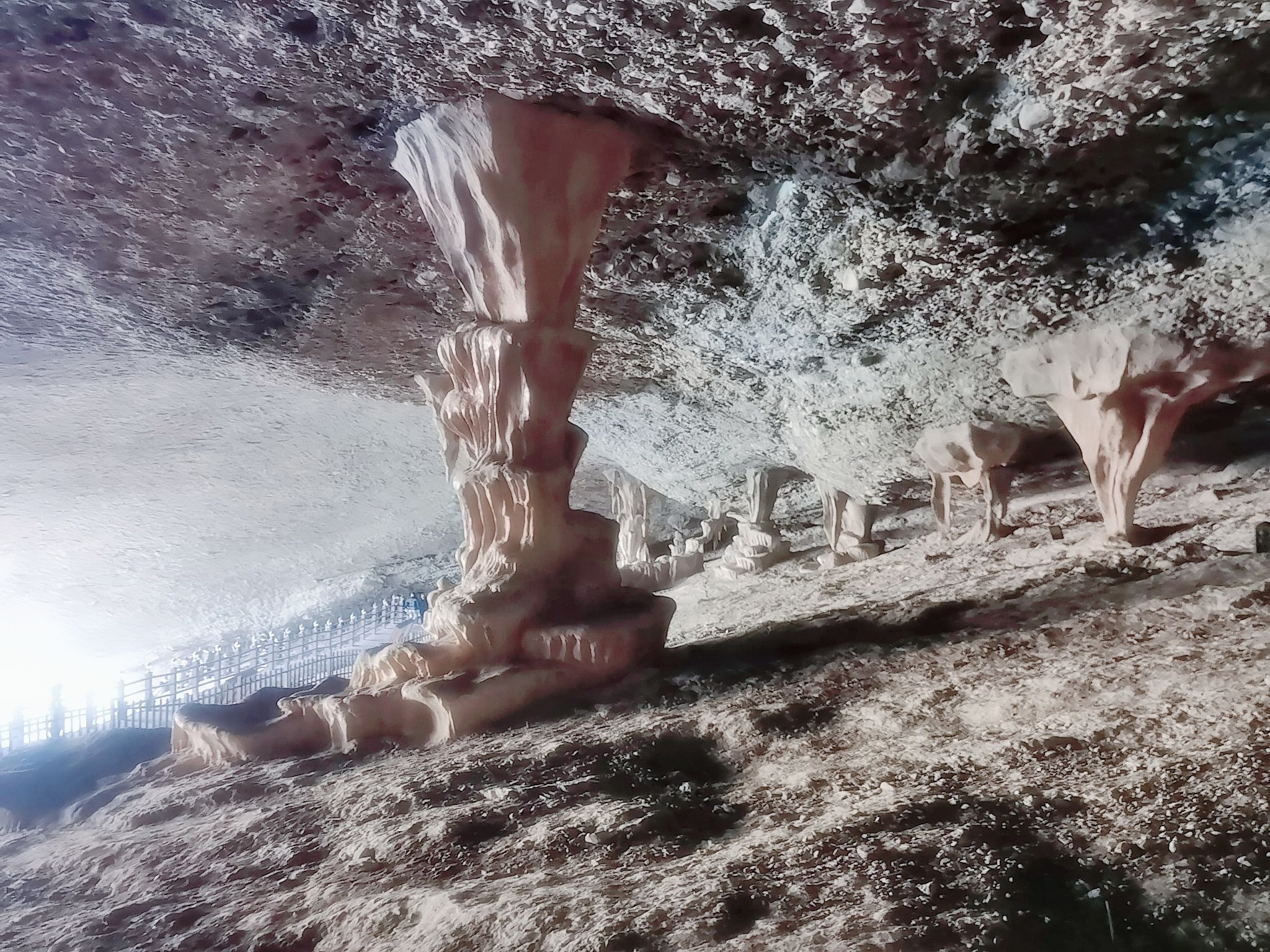 大别山石窟风景区旅行图片 3
