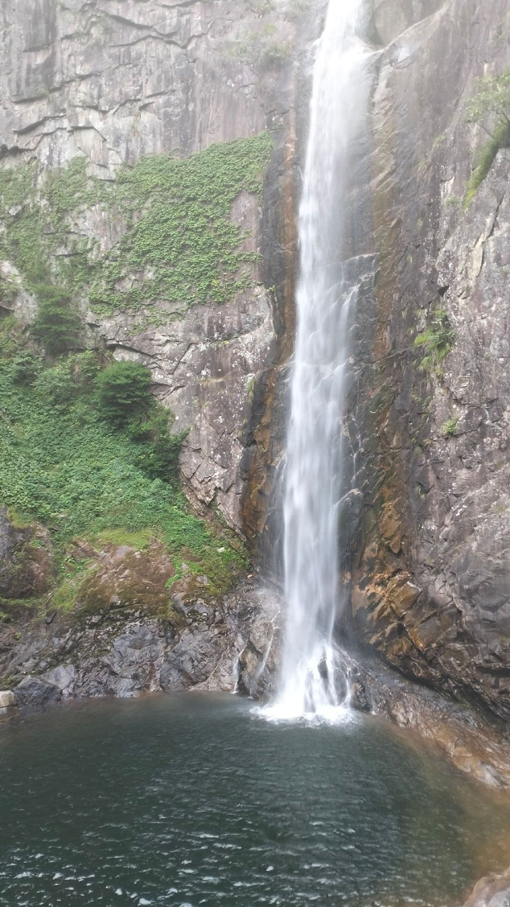 龙井峡瀑布旅行图片 1