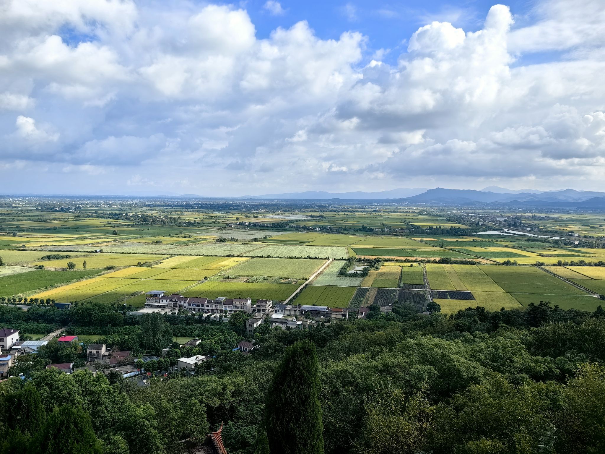 泊山洞旅行图片 1
