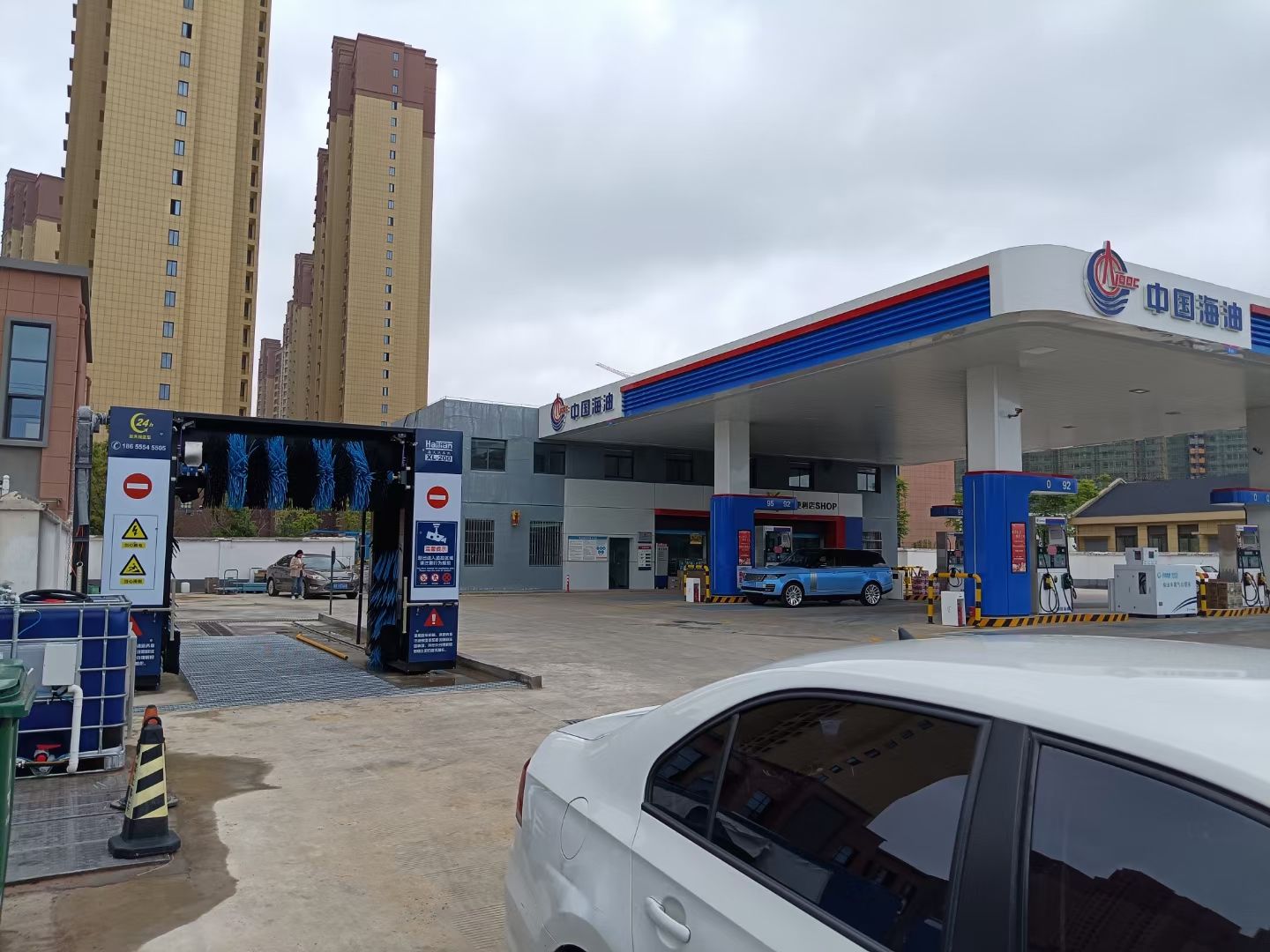 中国海油合铜路加油站