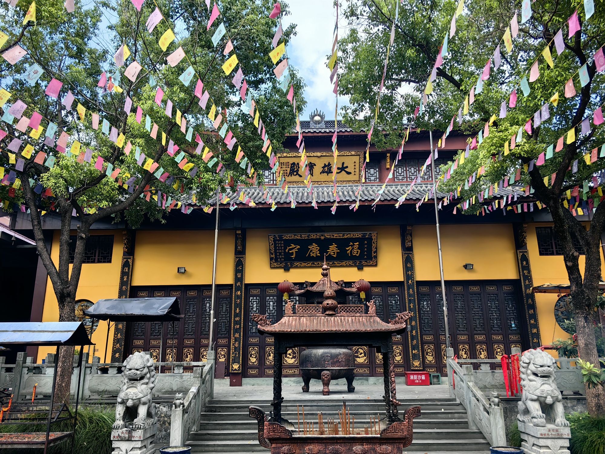 青石禅寺实景照片