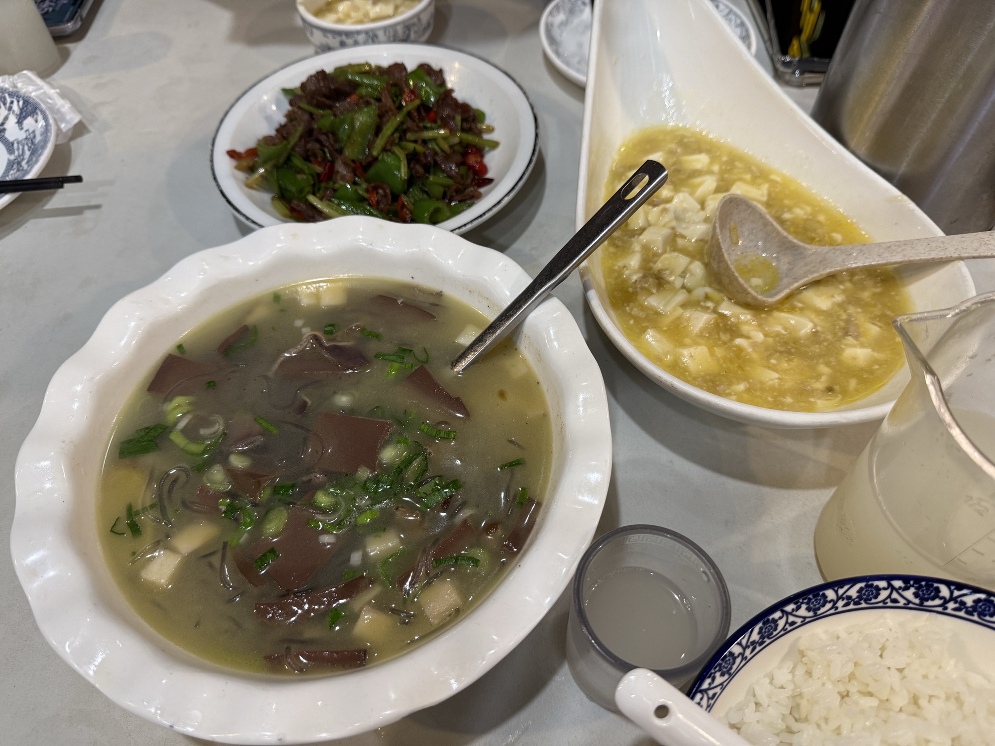 干锅茶树菇