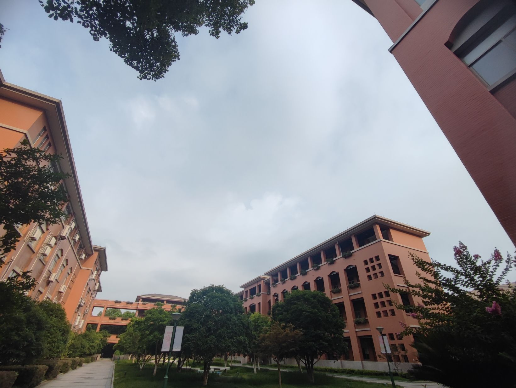 嘉兴一实学校