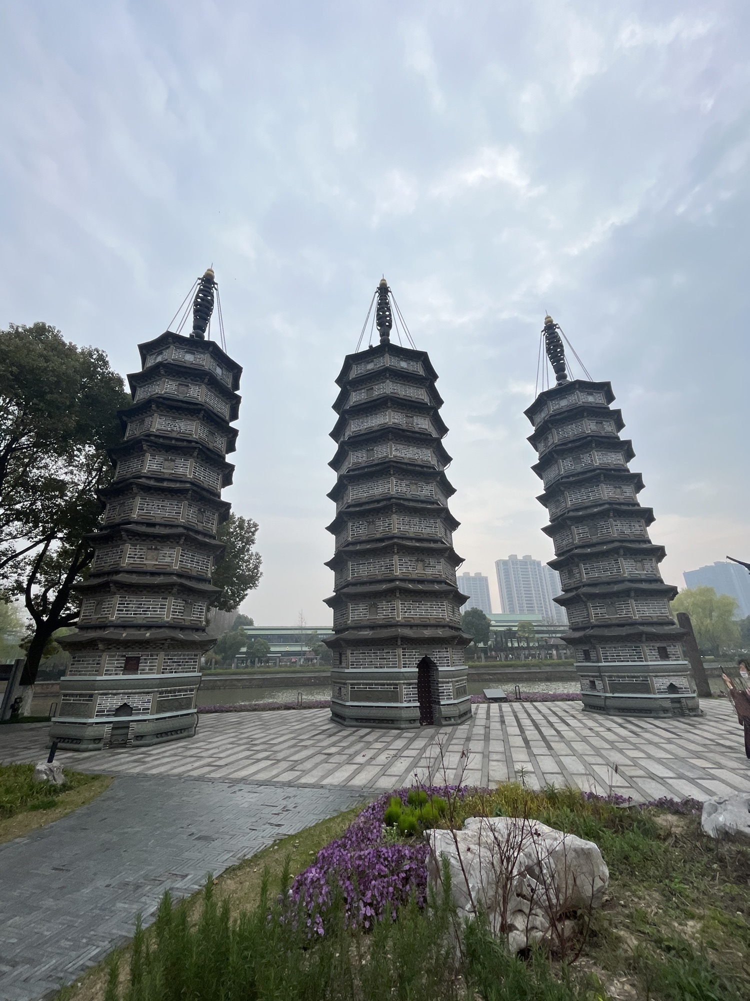 三塔公园旅行图片 1