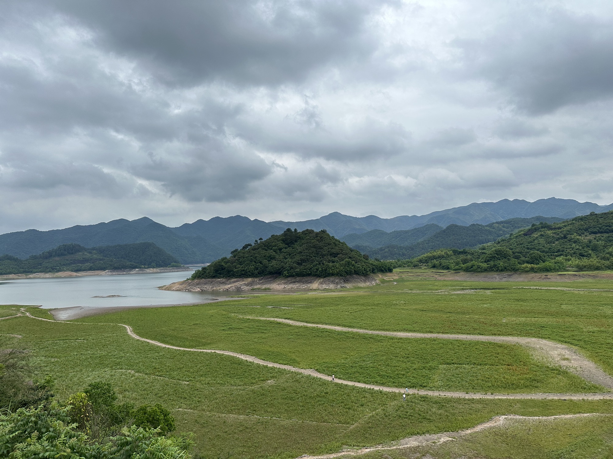 亭下湖风景区