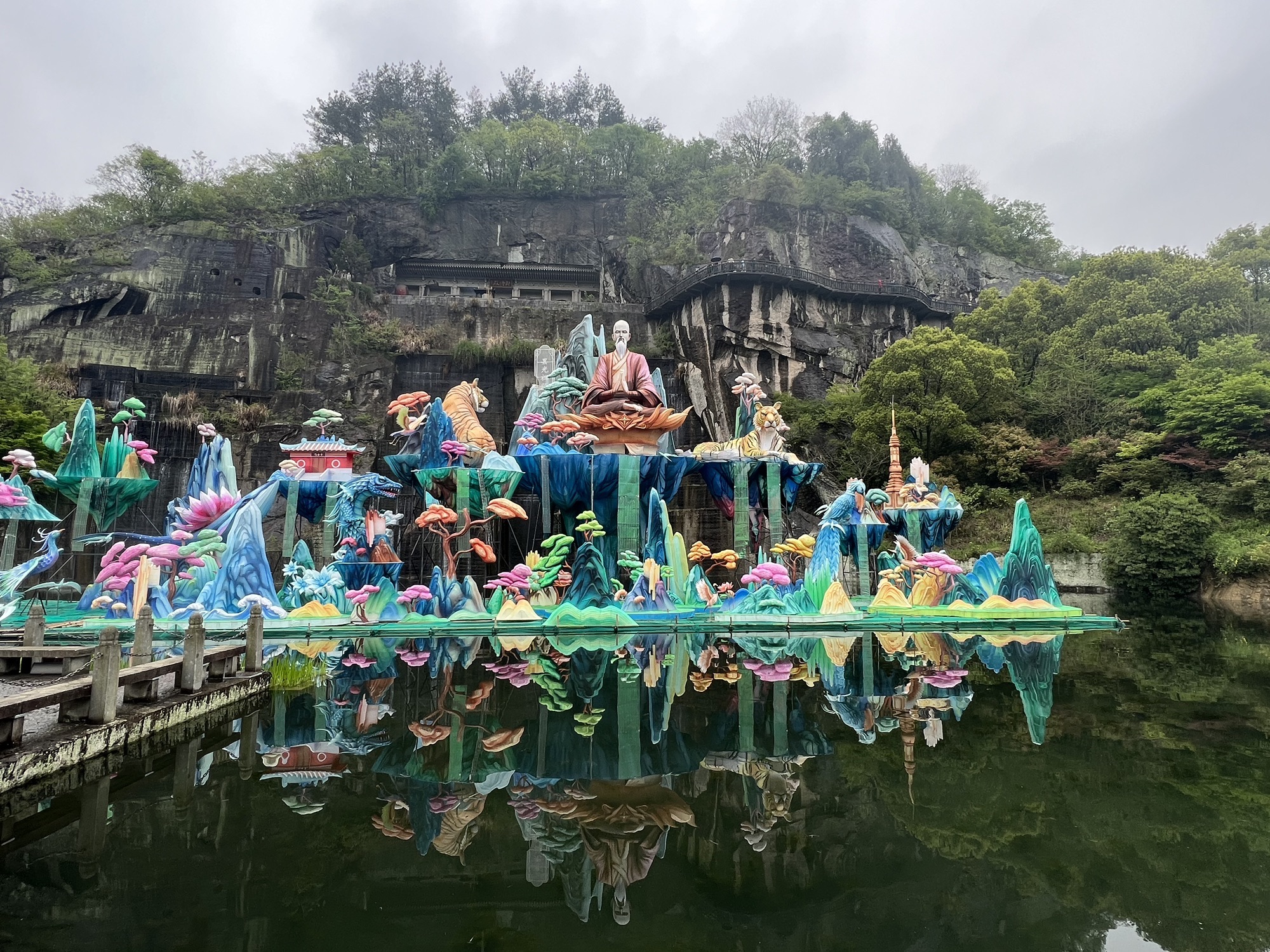大佛寺风景名胜区旅行图片 1