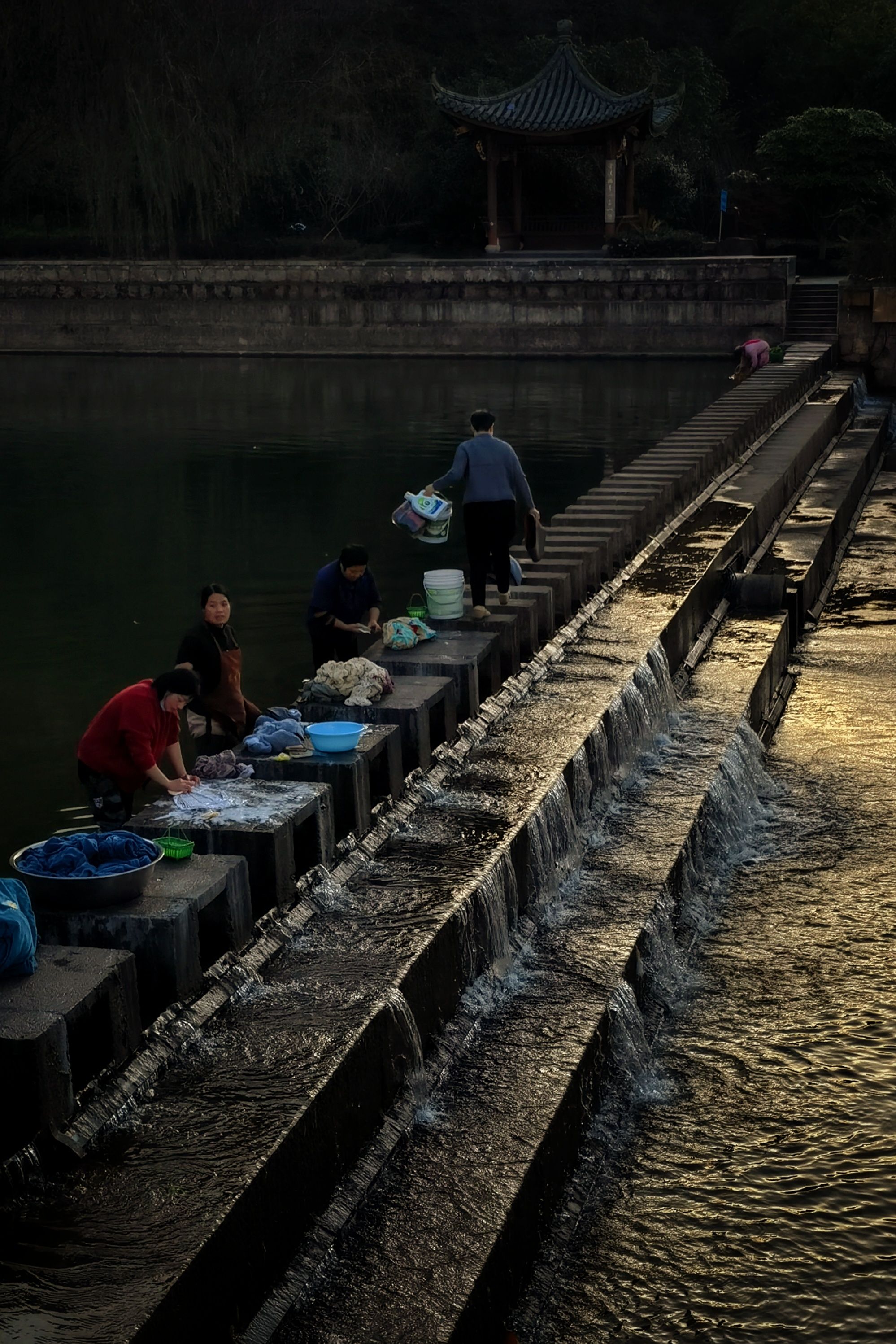 百丈岩景旅行图片 2